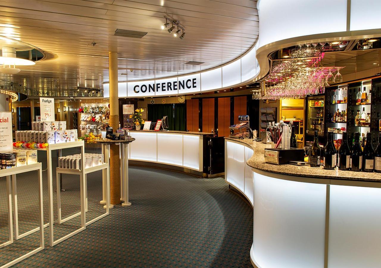 Viking Line Ferry Viking Cinderella - 2-Night Cruise Stockholm-Helsinki-Stockholm Hotel Bagian luar foto