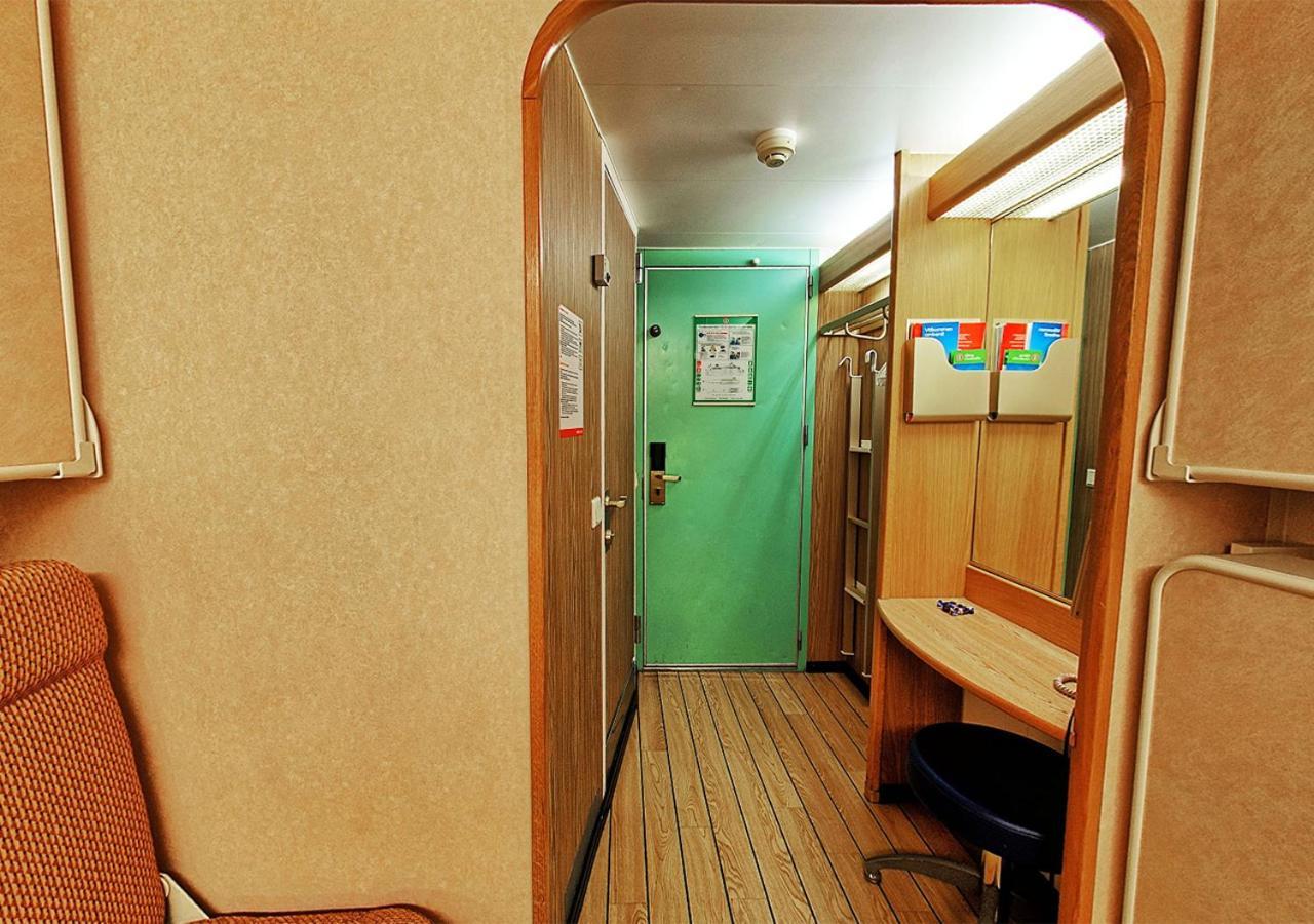 Viking Line Ferry Viking Cinderella - 2-Night Cruise Stockholm-Helsinki-Stockholm Hotel Ruang foto