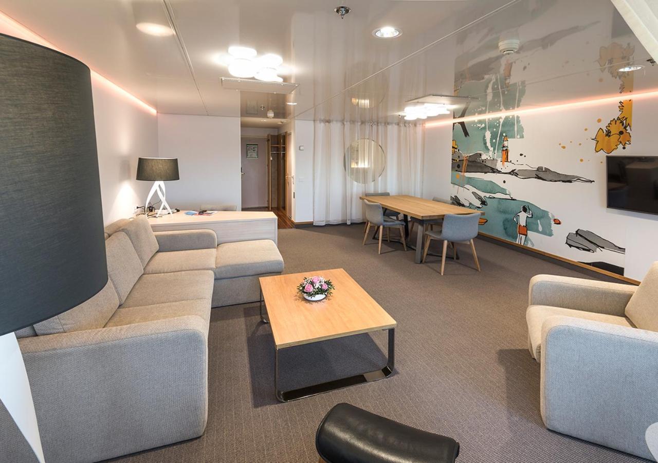 Viking Line Ferry Viking Cinderella - 2-Night Cruise Stockholm-Helsinki-Stockholm Hotel Ruang foto