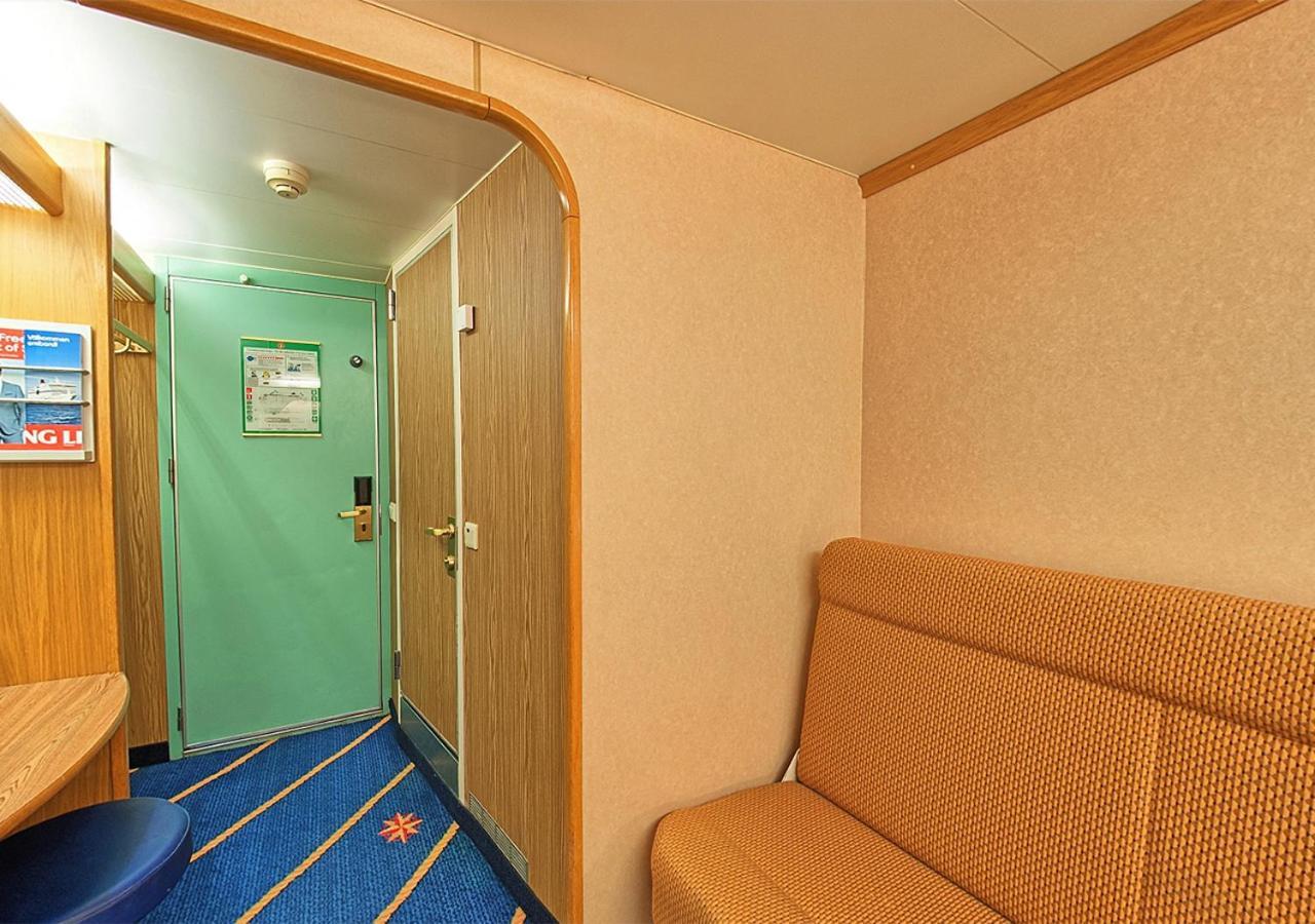 Viking Line Ferry Viking Cinderella - 2-Night Cruise Stockholm-Helsinki-Stockholm Hotel Ruang foto